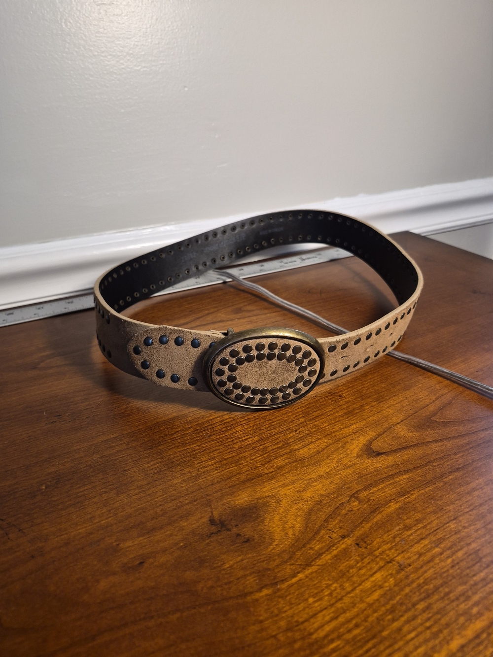Women's Tan Studded Leather Belt with Antique Brass Oval Buckle Size Small 28